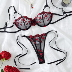 Noir Bloom – Black Embroidered Lace Underwire Set [XH851]